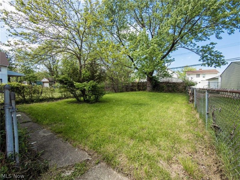 11825 Avon Avenue , Cleveland, OH 44105 Photo 9