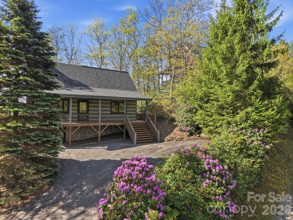 165 Little Boulder Lane , Seven Devils, NC 28604