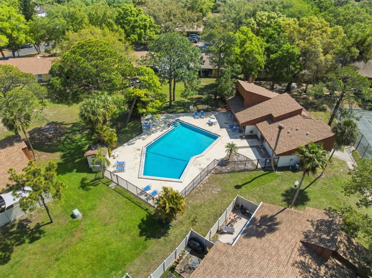 2074 Sunset Point Road , Unit 137, Clearwater, FL 33765 Photo