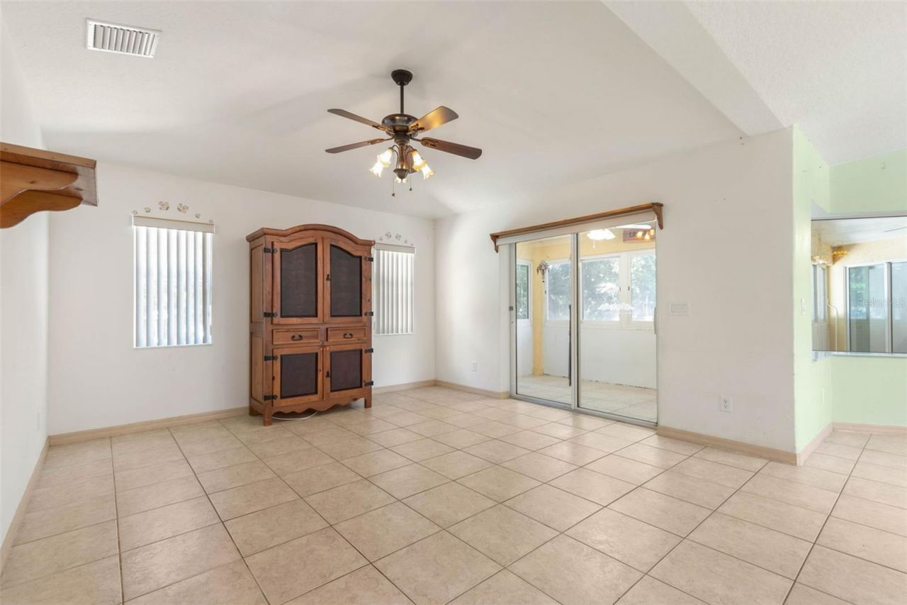4 Porter Place , Palm Coast, FL 32164 Photo