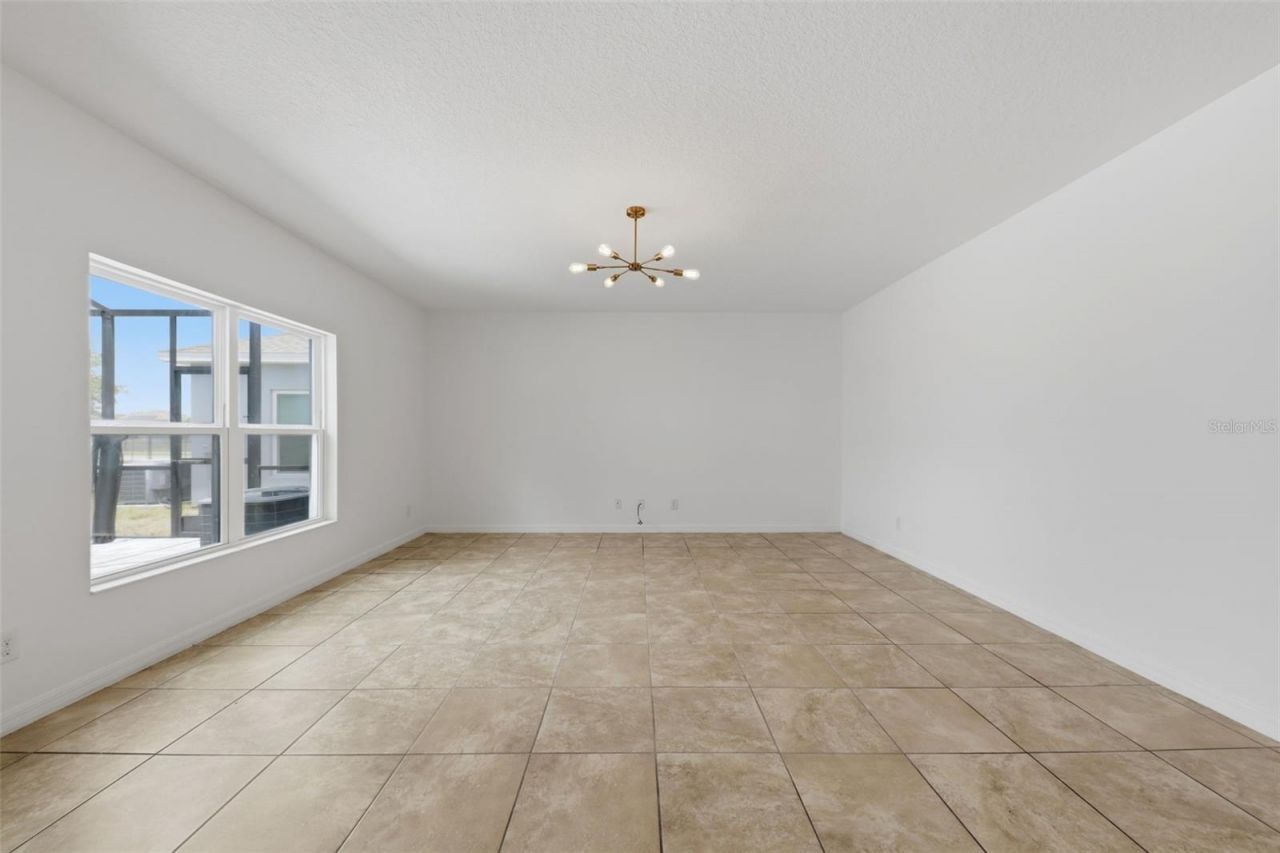 652 Samuel Place, Davenport, FL 33837 Photo
