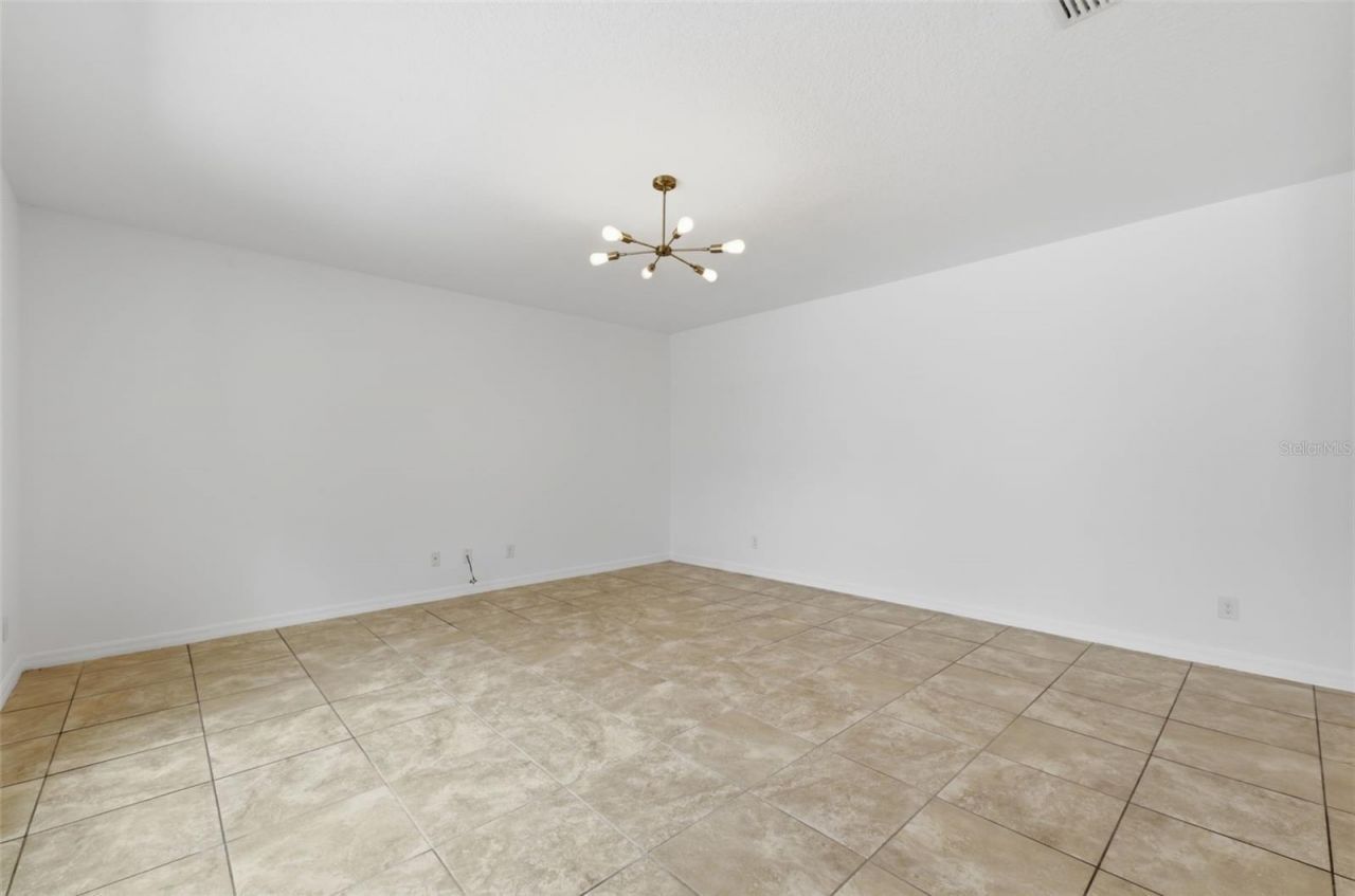 652 Samuel Place, Davenport, FL 33837 Photo