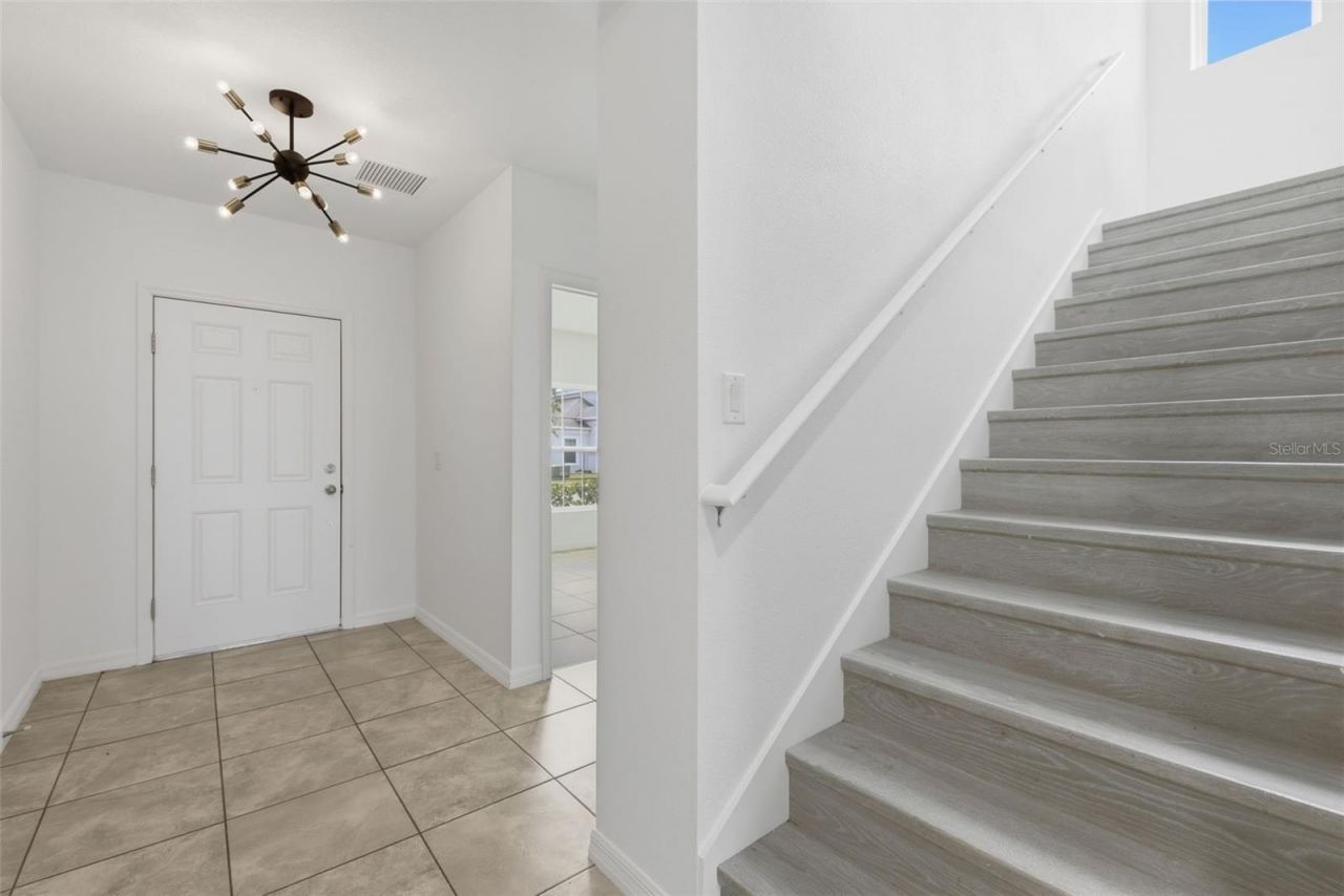 652 Samuel Place, Davenport, FL 33837 Photo