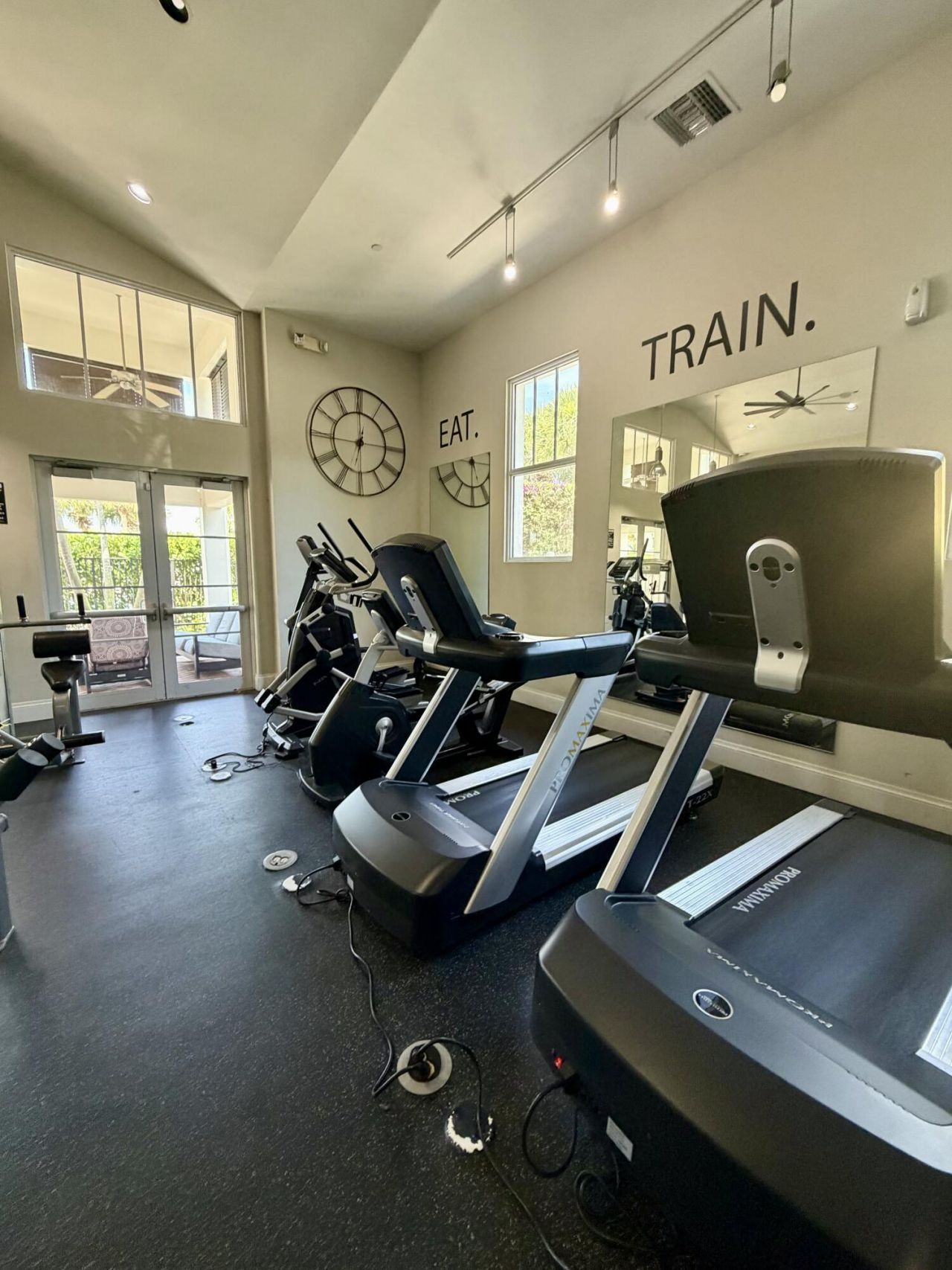 499 Corte Madera Lane, Unit 1, West Palm Beach, FL 33401 Photo