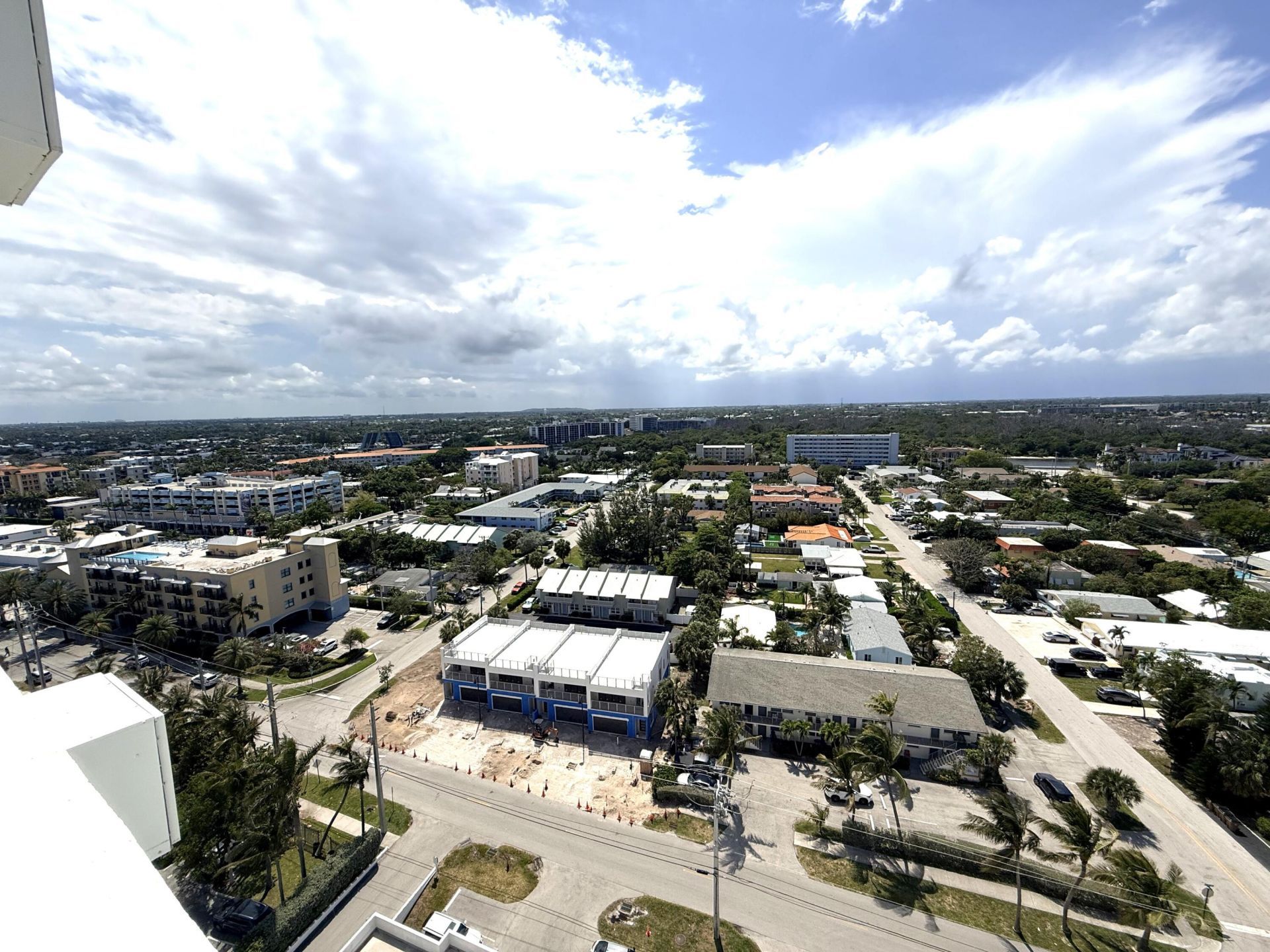333 NE 21st Avenue, Unit 1704, Deerfield Beach, FL 33441 Photo