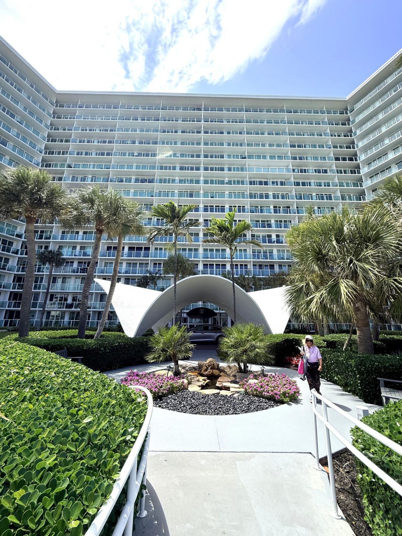 333 NE 21st Avenue, Unit 1704, Deerfield Beach, FL 33441 Photo