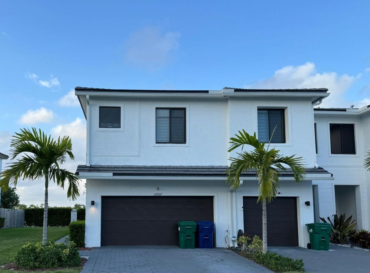 10957 SW 232nd Terrace, Homestead, FL 33032 Photo