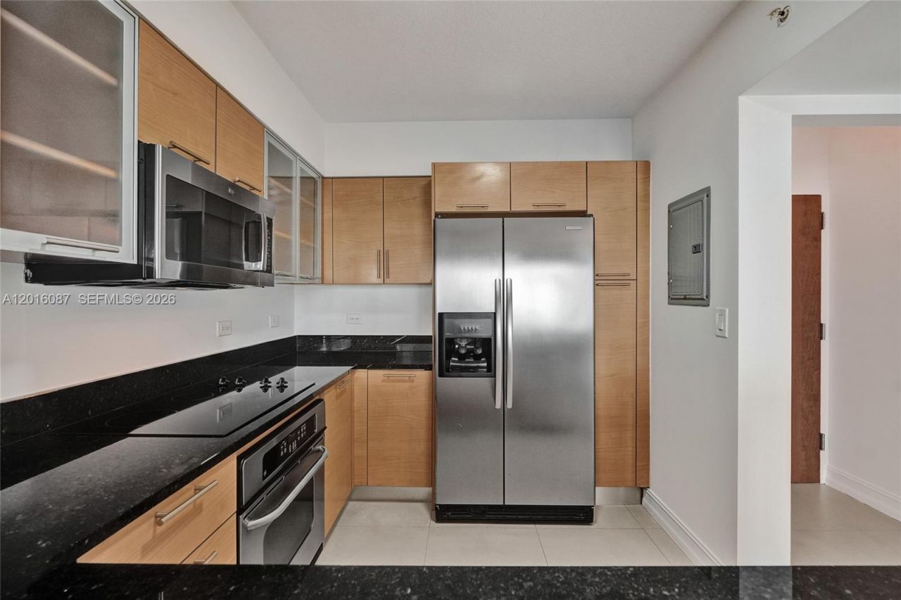 31 SE 5th St, Unit 2305, Miami, FL 33131 Photo