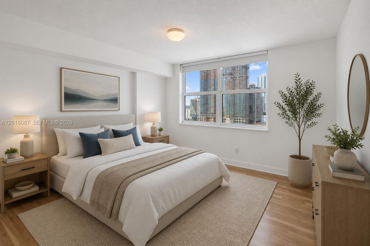 31 SE 5th St, Unit 2305, Miami, FL 33131 Photo