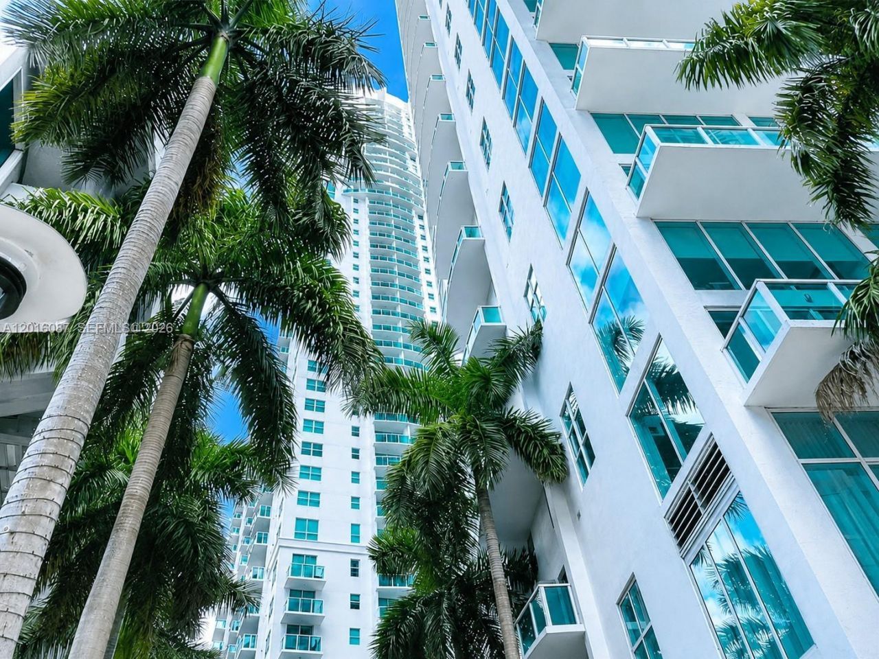 31 SE 5th St, Unit 2305, Miami, FL 33131 Photo