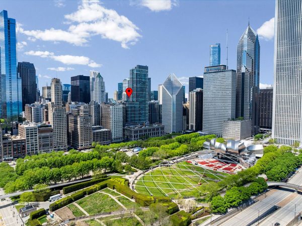 130 N Garland Court , Unit 3302, Chicago, IL 60602