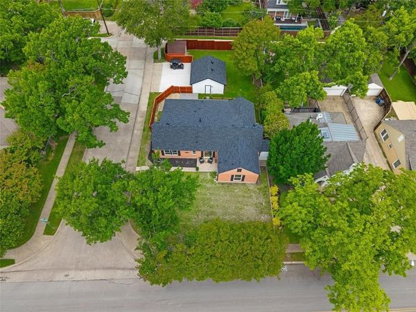 7003 Lindsley Avenue, Dallas, TX 75223