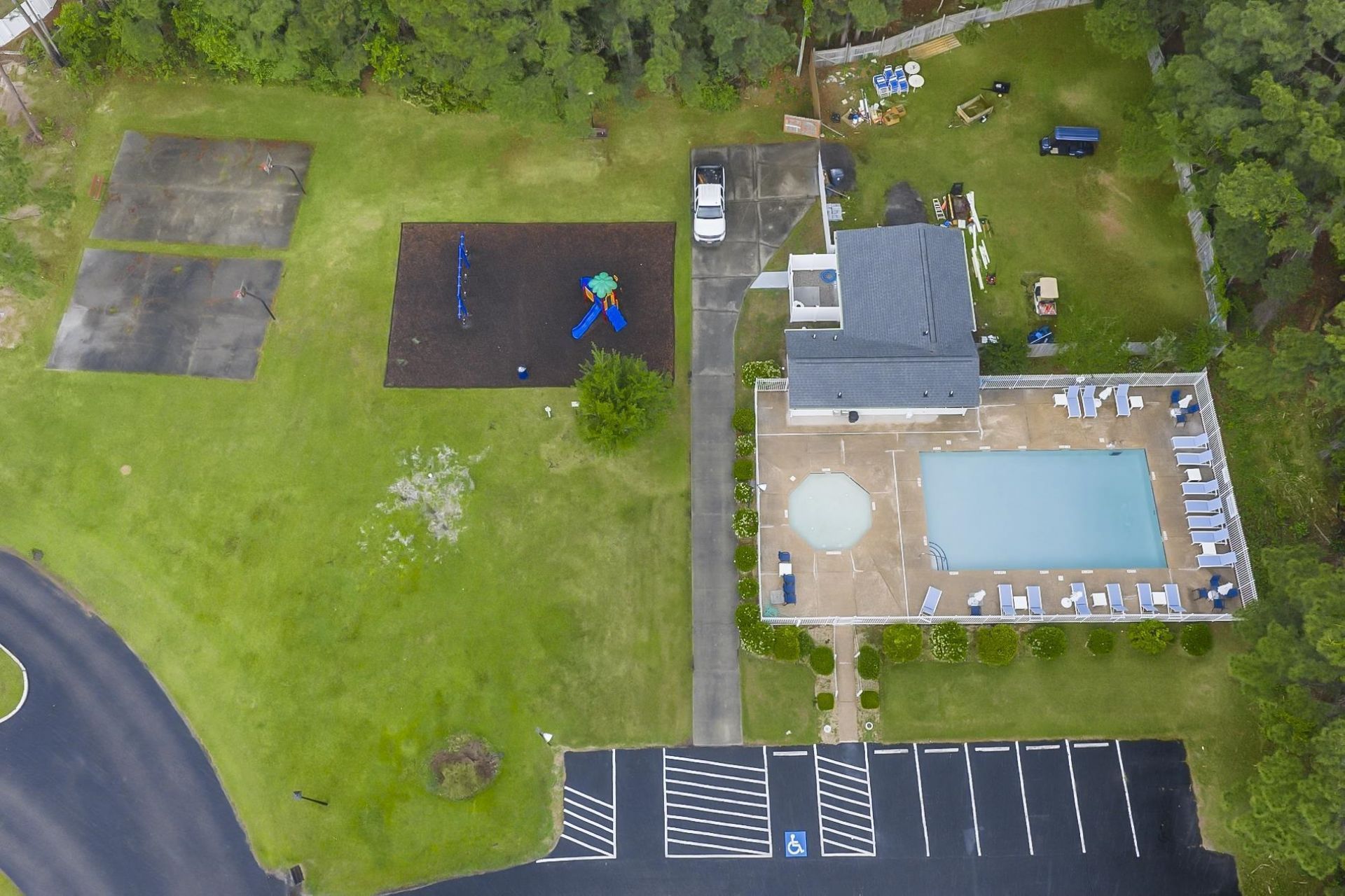 1093 Palm Dr.  Photo 13