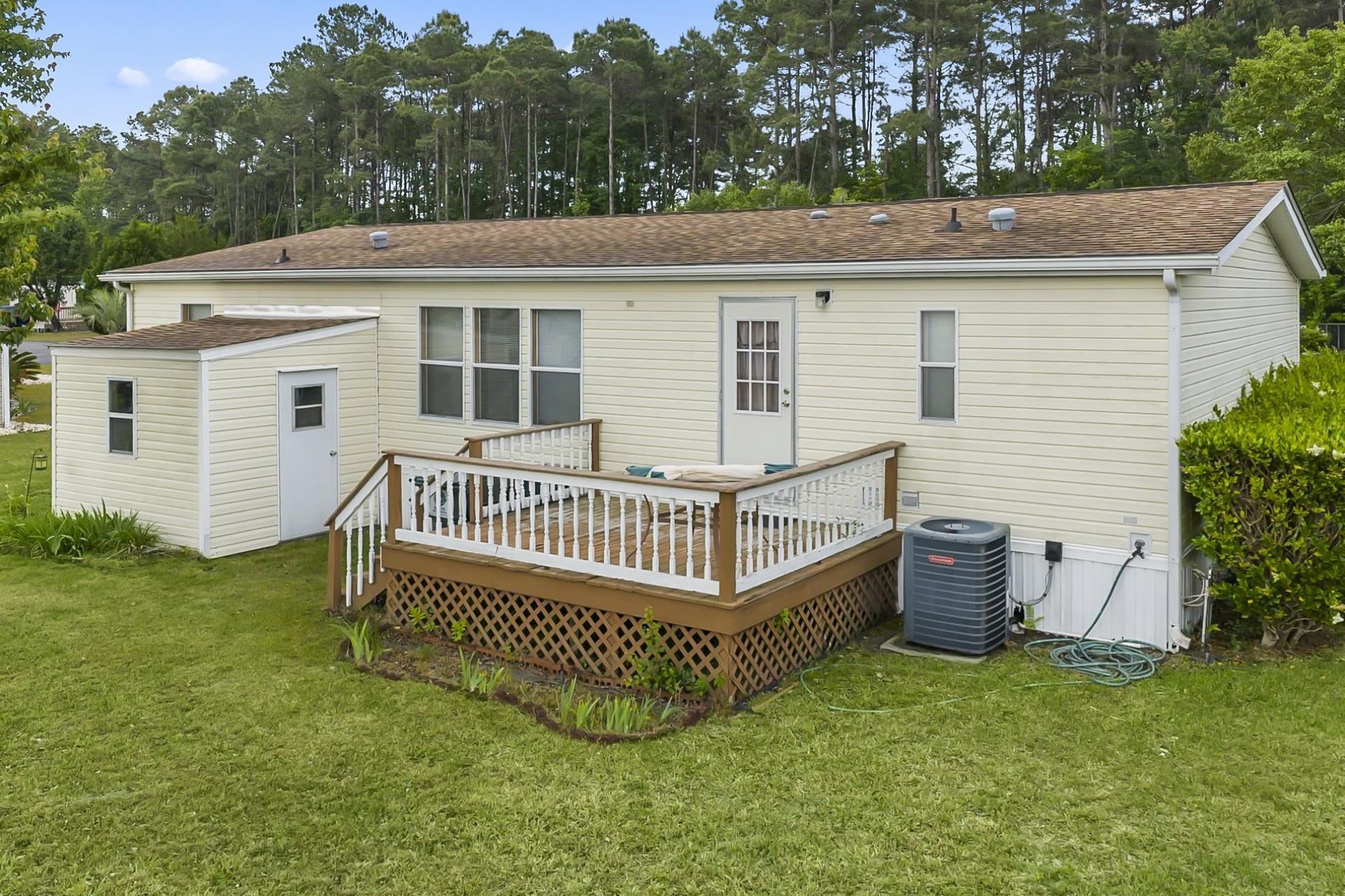 1093 Palm Dr.  Photo 6