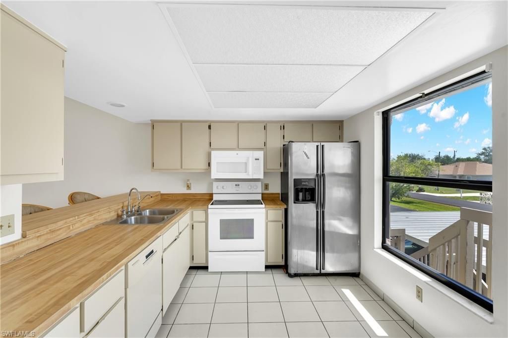 4708 SW 8th Pl, Unit 203, Cape Coral, FL 33914 Photo