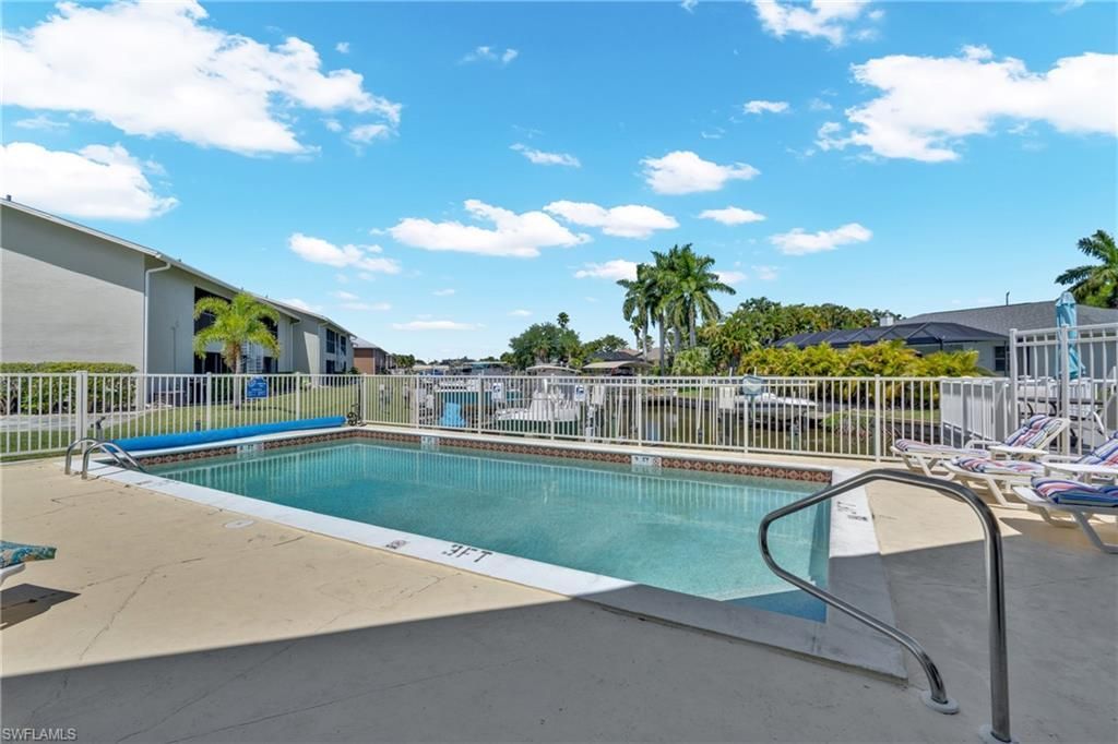 4708 SW 8th Pl, Unit 203, Cape Coral, FL 33914 Photo