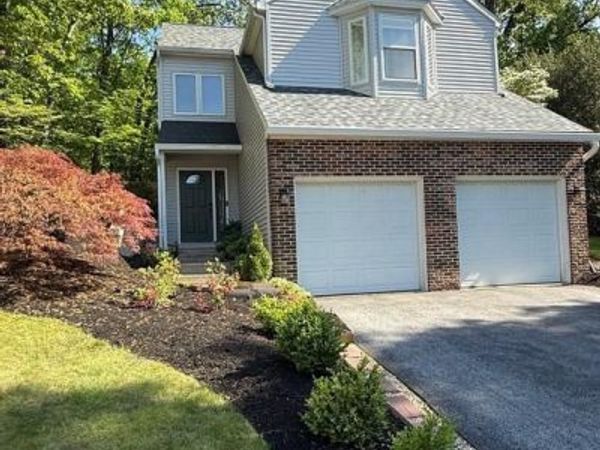 1023 OAK KNOLL DRIVE, HARRISBURG, PA 17111