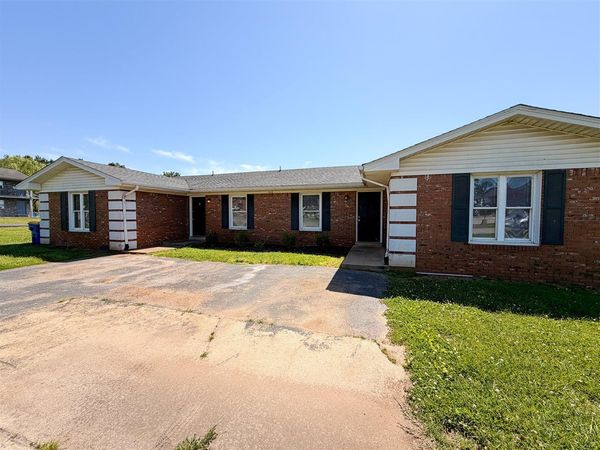 410 Western Green Avenue , Bowling Green, KY 42101