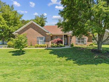 137 Huntsman Circle , Bowling Green, KY 42103