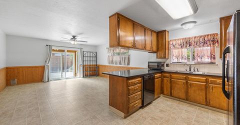 904 Saratoga Way, Carson City, NV 89703 Photo