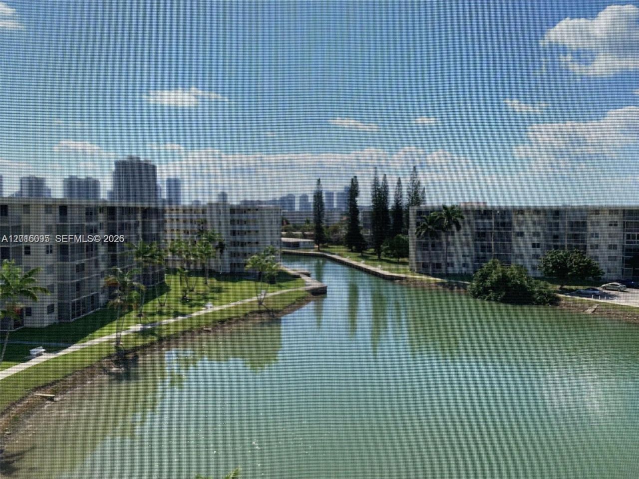 2851 Leonard Dr , Unit J603, Aventura, FL 33160 Photo