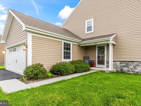 320 CEDAR HOLLOW, MANHEIM, PA 17545