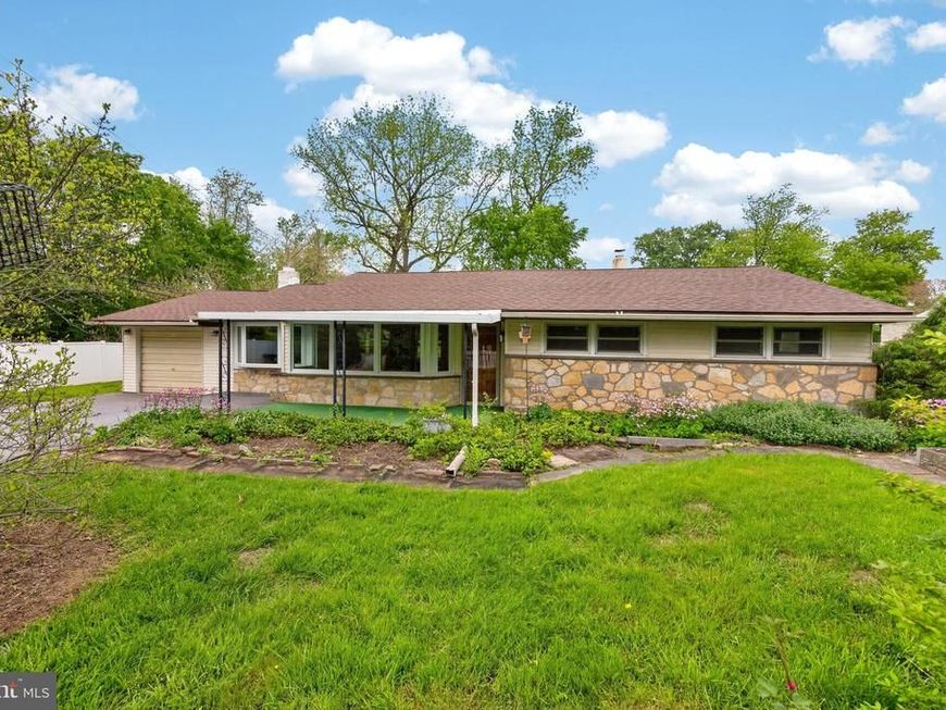 221 Hillside Drive, Exton, PA 19341 Main Photo