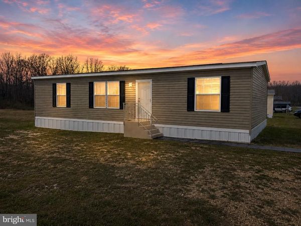 17 ANN ST , MIFFLINBURG, PA 17844