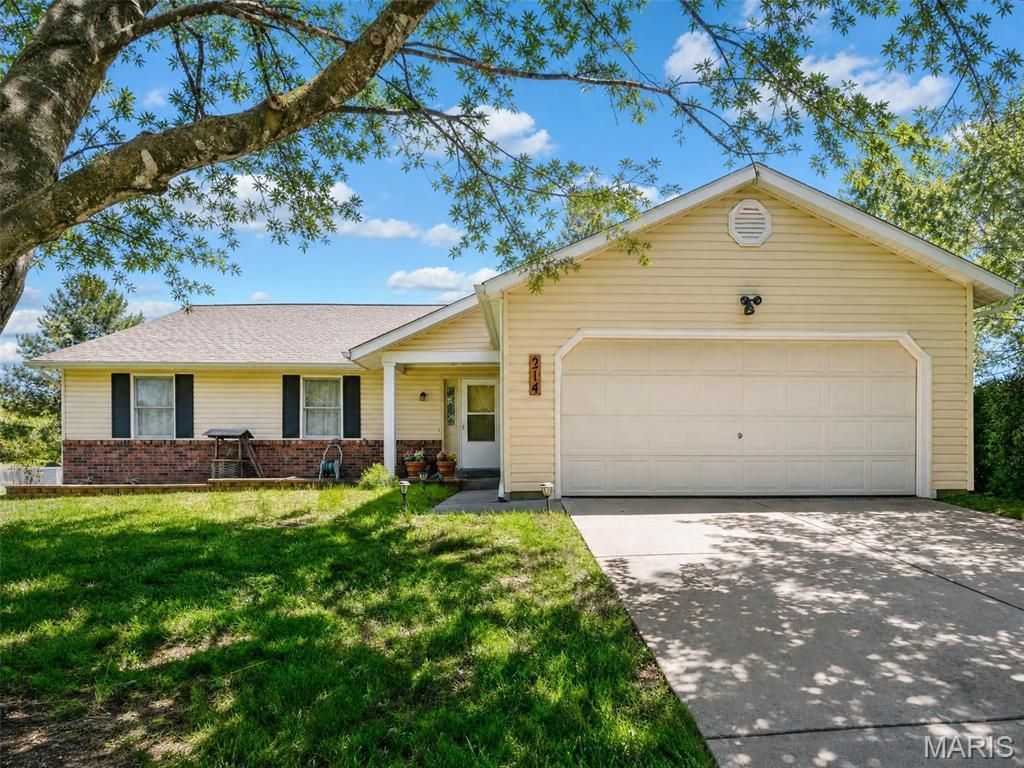 914 Westbrook Drive, Warrenton, MO 63383 Main Photo