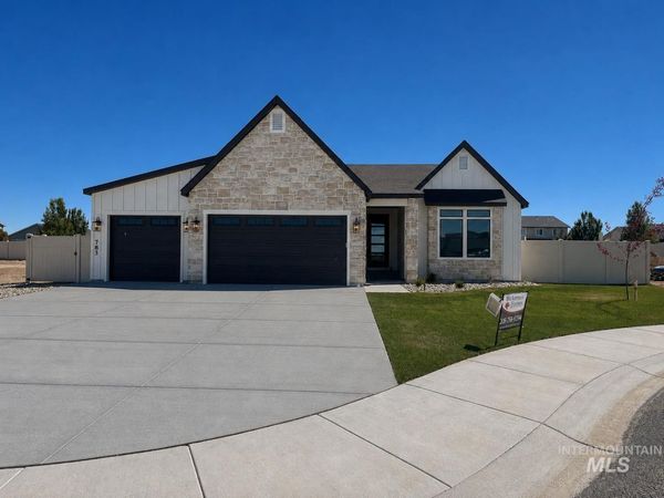 783 Kamiah Rd, Twin Falls, ID 83301