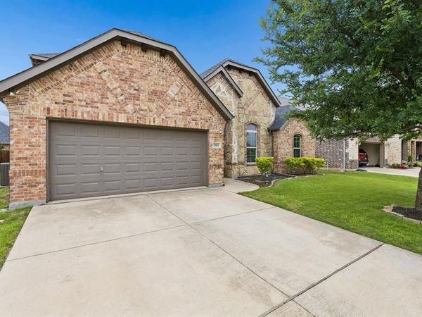 1683 St Croix Street , Burleson, TX 76028