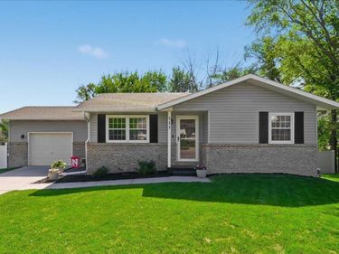 111 SHAMROCK Circle, GLENWOOD, IA 51534