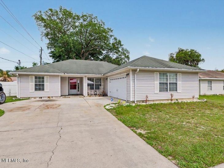 237 Mango Drive, Palatka, FL 32177