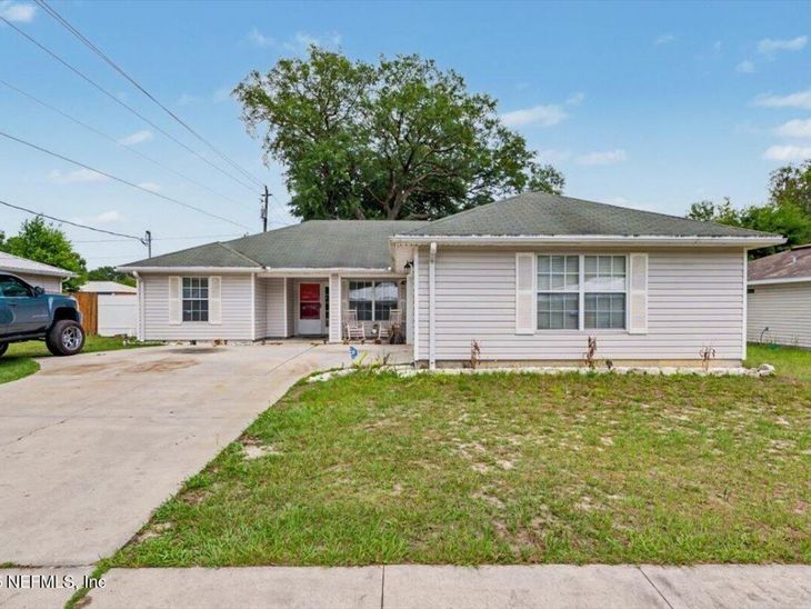 237 Mango Drive, Palatka, FL 32177