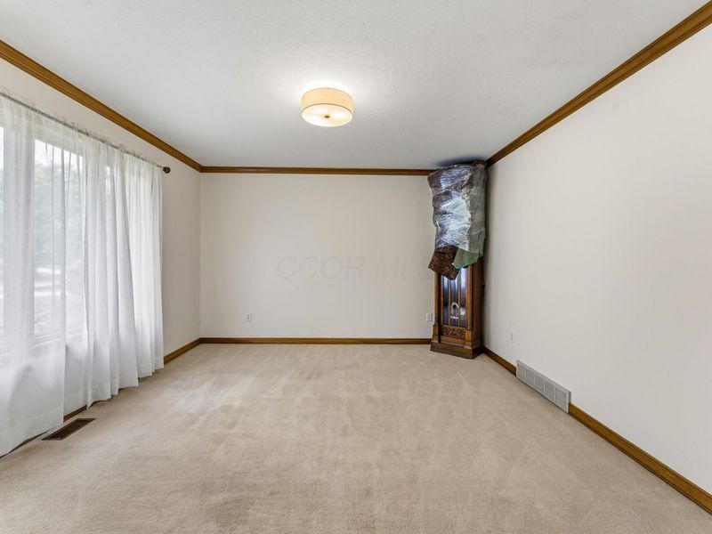 211 Mckenna Creek Drive , Gahanna, OH 43230 Photo 10