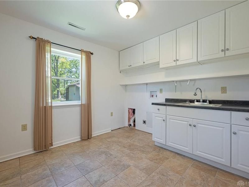 5808 Woodville Drive, Dayton, OH 45414 Photo 28