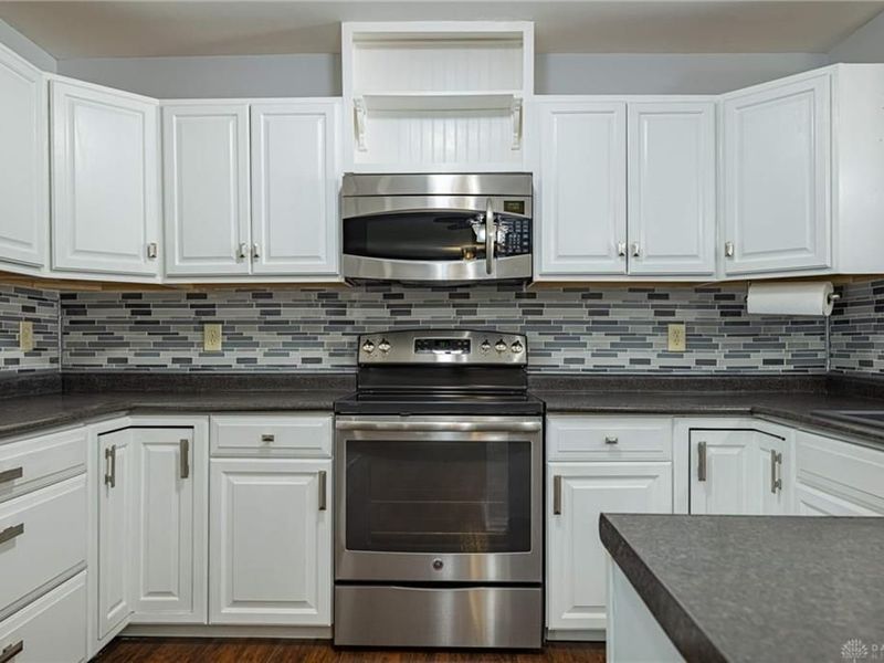 5808 Woodville Drive, Dayton, OH 45414 Photo 8