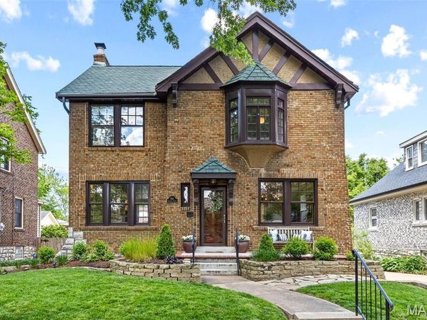 7411 Teasdale Avenue , University City, MO 63130