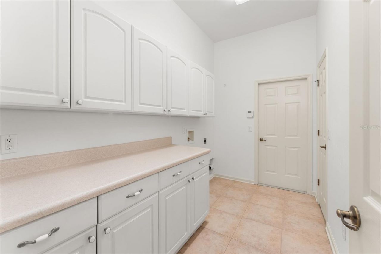 13537 NW 7th Road, Newberry, FL 32669 Photo