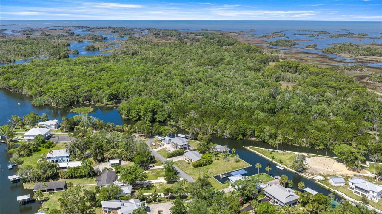 46 Magnolia Avenue , Yankeetown, FL 34498 Photo