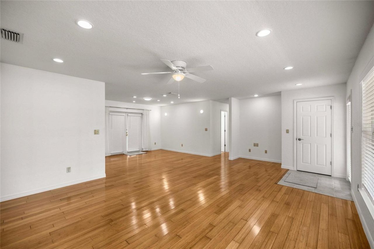 46 Magnolia Avenue , Yankeetown, FL 34498 Photo