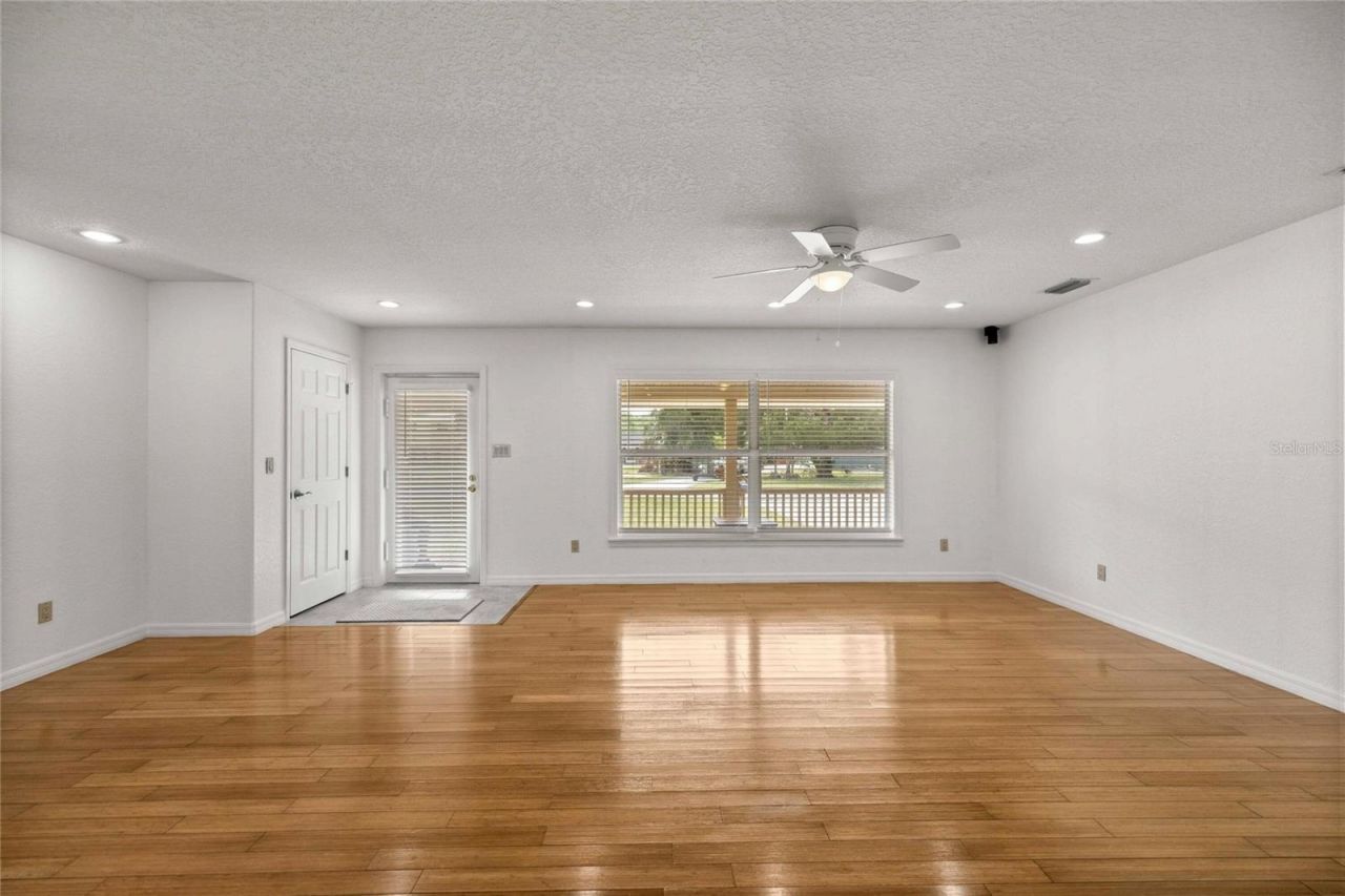 46 Magnolia Avenue , Yankeetown, FL 34498 Photo