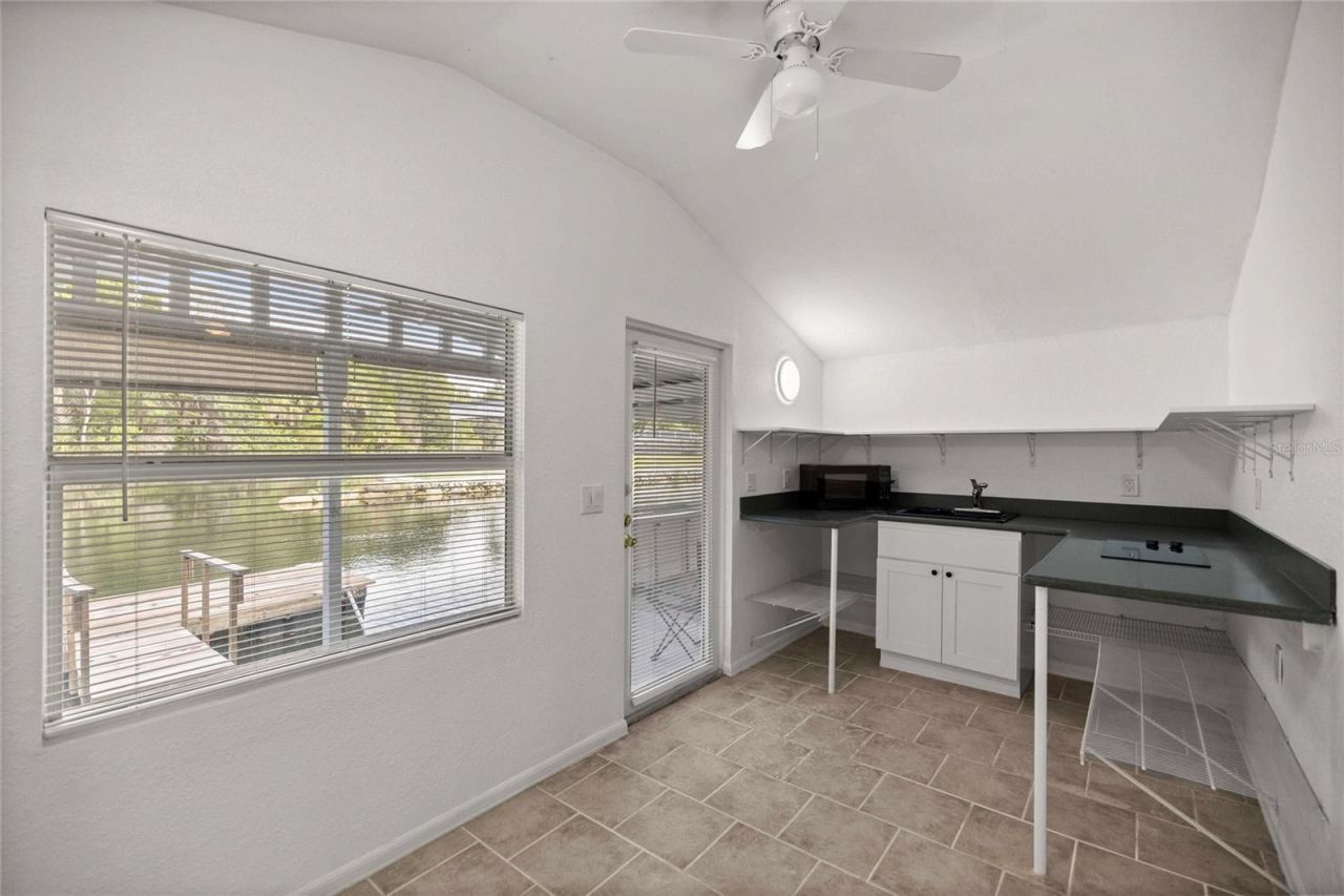 46 Magnolia Avenue , Yankeetown, FL 34498 Photo