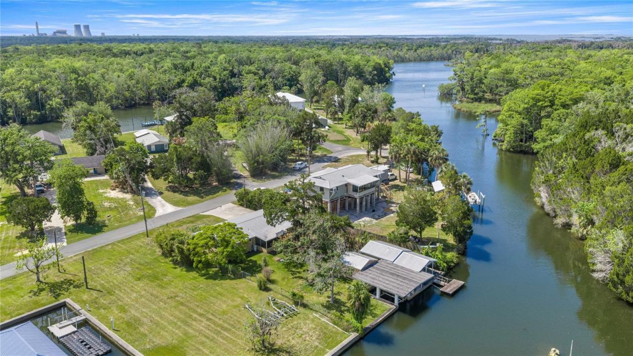 46 Magnolia Avenue , Yankeetown, FL 34498 Photo