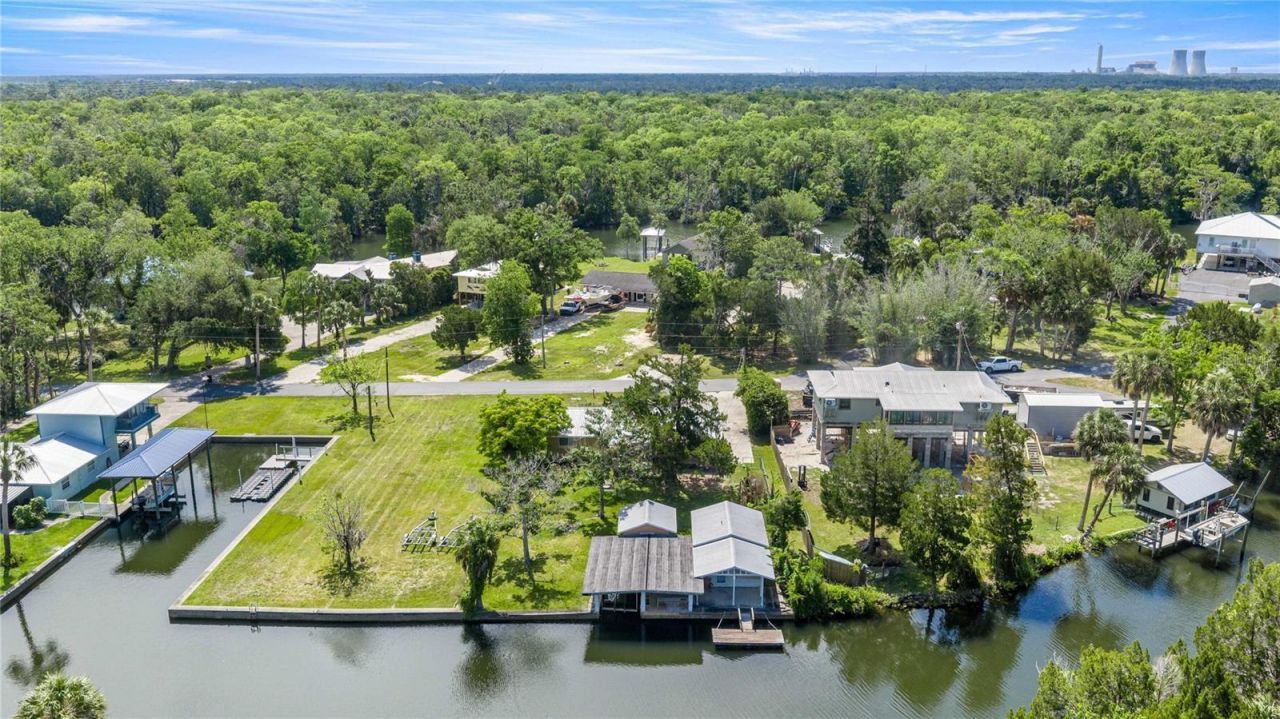 46 Magnolia Avenue , Yankeetown, FL 34498 Photo