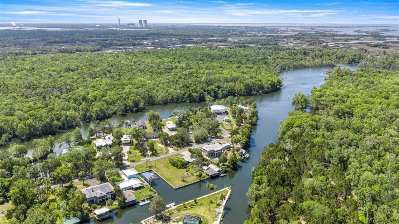 46 Magnolia Avenue , Yankeetown, FL 34498 Photo