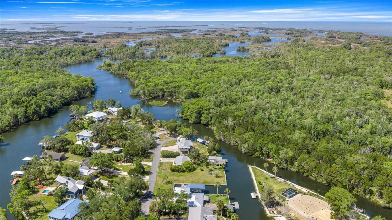 46 Magnolia Avenue , Yankeetown, FL 34498 Photo