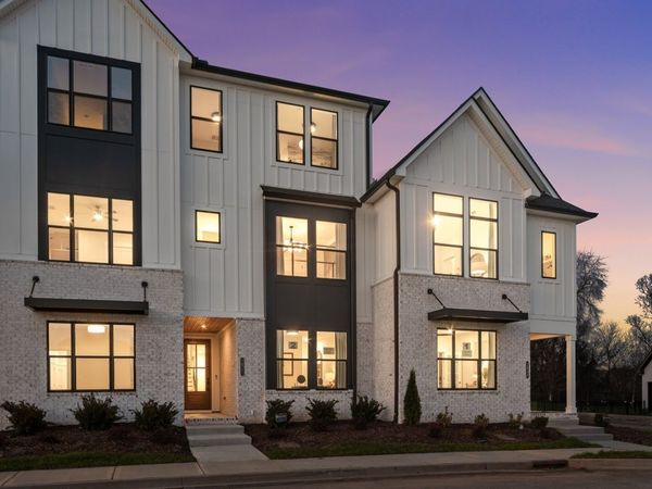 2084 Conductor Ln , Thompsons Station, TN 37179