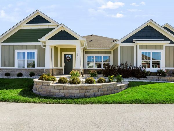 6222 Fairview Drive, McCordsville, IN 46055