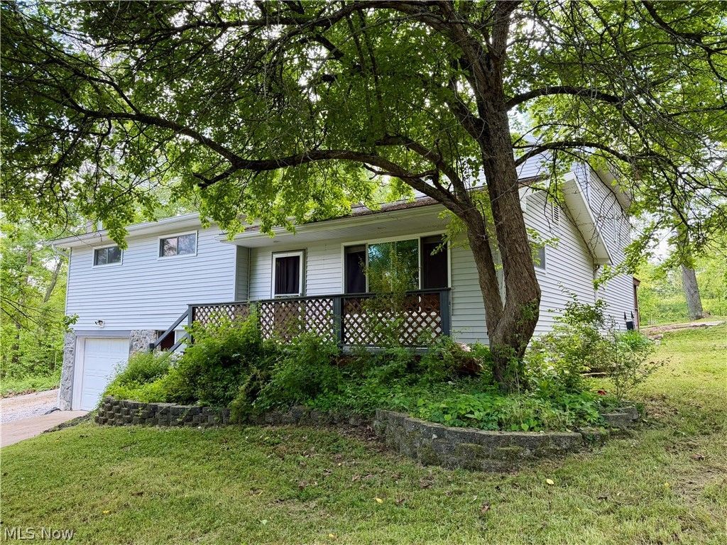 91 Neal Ann Drive, Parkersburg, WV 26104 Main Photo
